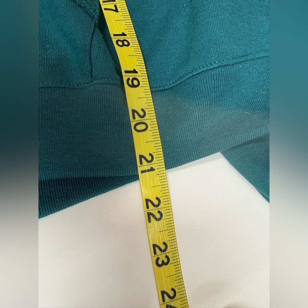 🧿PRICE FIRM🧿 HANES crop top Teal Hoodie for Women - Picture 13 of 14
